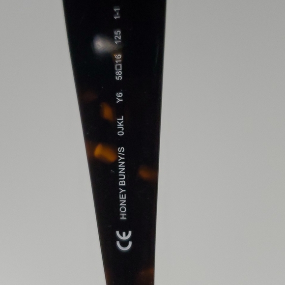 🤎 SOLD 🤎 Tortoiseshell Sunglasses - Picture 9 of 16